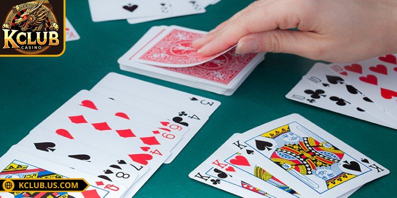 Phỏm KCLUB Làm Say Mê Người Chơi Bằng Chiến Thuật Cuốn Hút 2 Những kiến thức cơ bản cần nhớ khi chơi phỏm